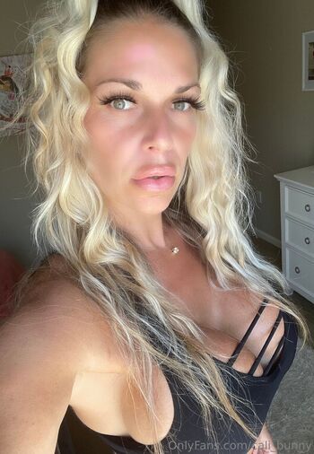 Bunn / cali_bunny nude photo #1