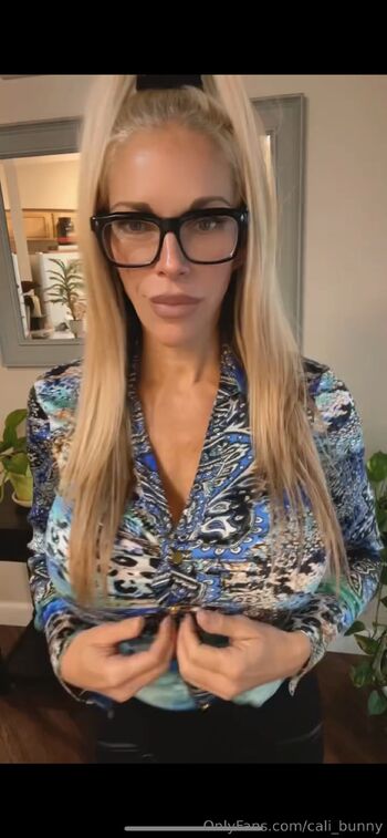 Bunn / cali_bunny nude photo #15