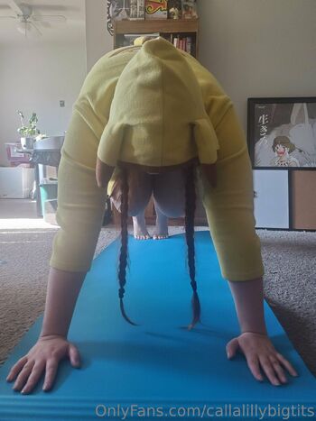 Calla Lill / callalillybigtits nude photo #16