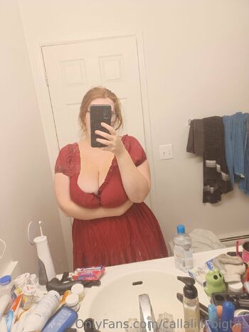 Calla Lill / callalillybigtits nude photo #39