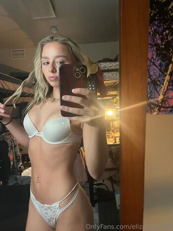 Callie / calliereece nude photo #10