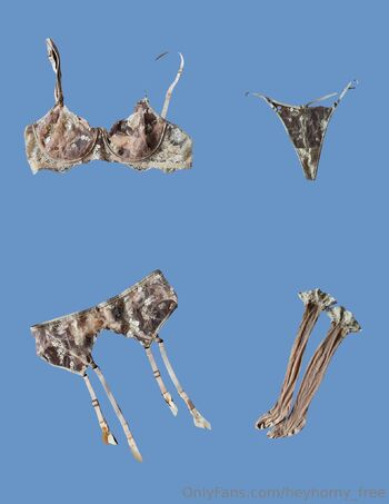 Mira FRE / callipygianfree nude photo #17