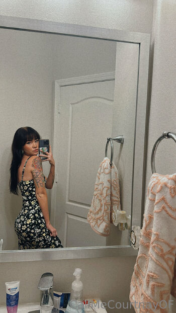 Courtna / callmecourtnay nude photo #19