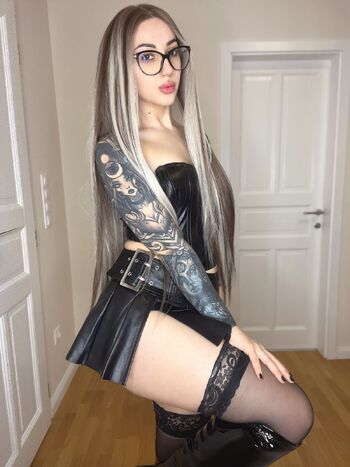 GODDESS ZARA / callmegoddesszara nude photo #16