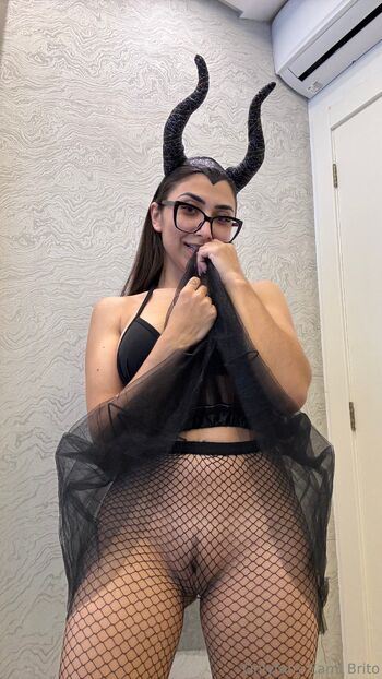 Cami Brito / camibrito nude photo #8