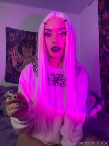 Camille 66 / camile_666 nude photo #33