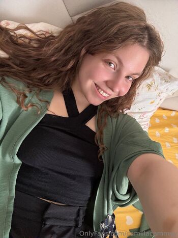 Cammy / camillacammyy nude photo #3