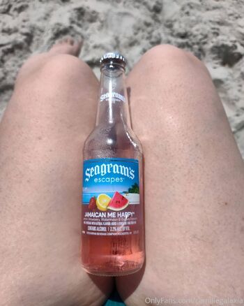 Camille Galaxi / camillegalaxia nude photo #1