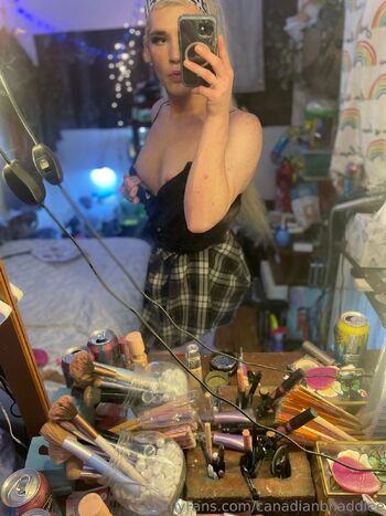 Jae / canadianbhaddiee nude photo #10
