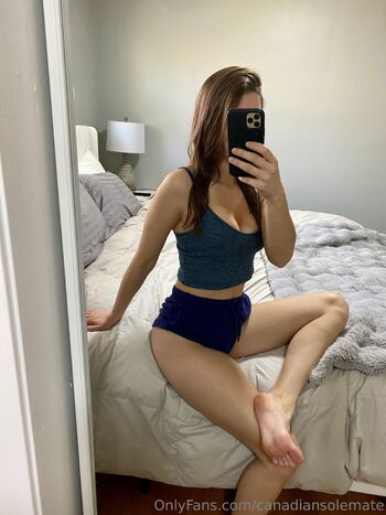 Lexi / canadiansolemate nude photo #24