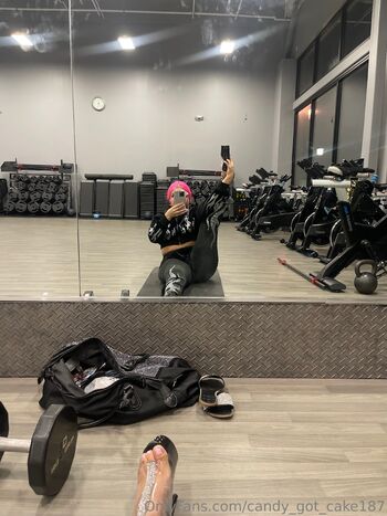 candy got cak / candy_got_cake187 / xslide2candylandx / yungslutxxx nude photo #6