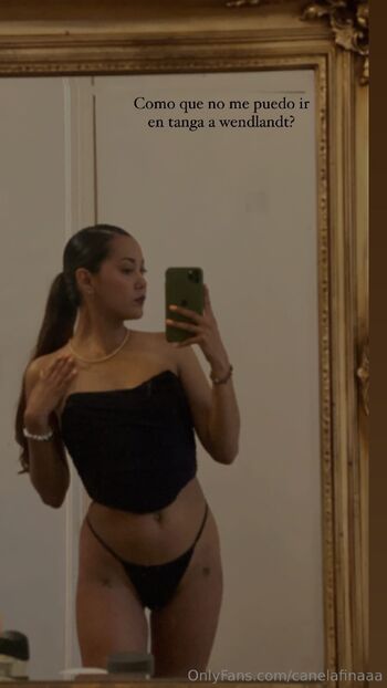 OnlyFans / canelafinaaa nude photo #7