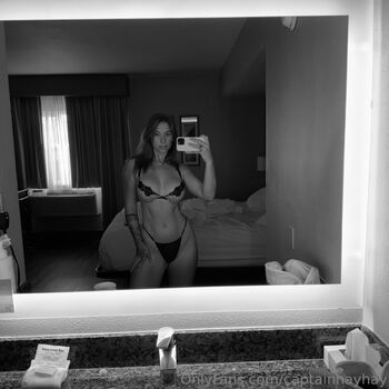 HayHa / captainhayhay nude photo #26