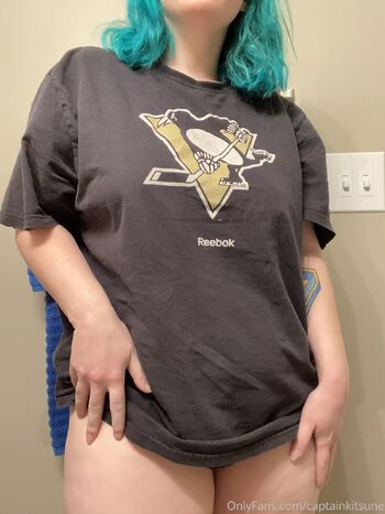 Sta / captainkitsune nude photo #2