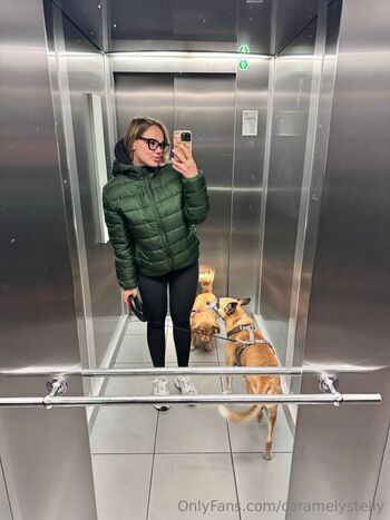 Stella / caramelystelly nude photo #31