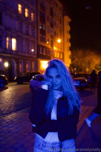 Stella / caramelystelly nude photo #36