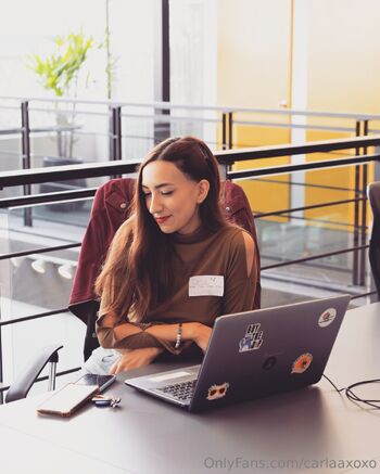 Carl / carlaaxoxo nude photo #31