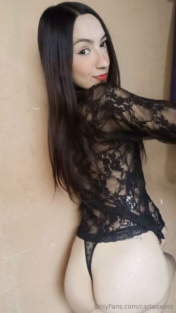 Carl / carlaaxoxo nude photo #37