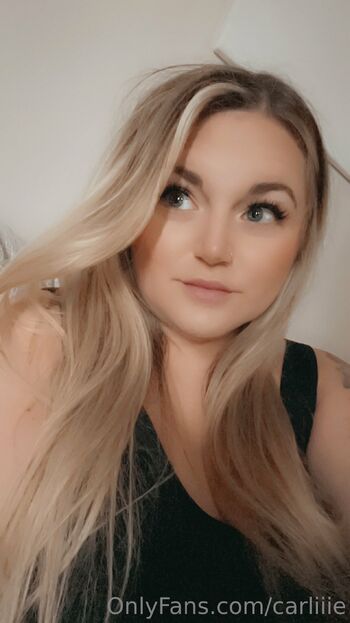 Carliii / carliiie nude photo #7