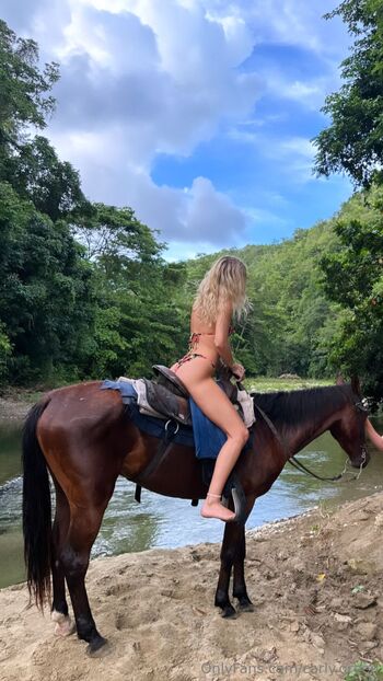 carly / carly.green nude photo #24