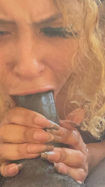 Carmelita.beb / carmelita.bebe nude photo #8