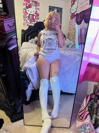 Official Carmen Lov / carmennl0ve / carmenl0vesyou / carmenl0vee / carmenlovesyou88 / msbubblr nude photo #16