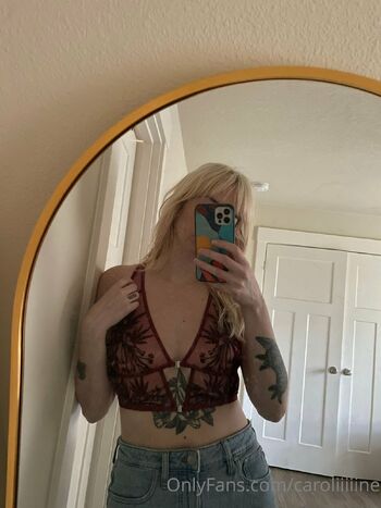 Carolin / caroliiiiine nude photo #37