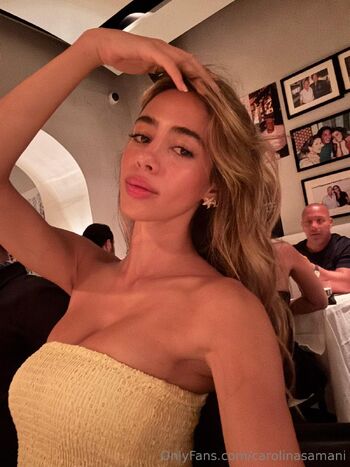 Caro / carolinasamani nude photo #80