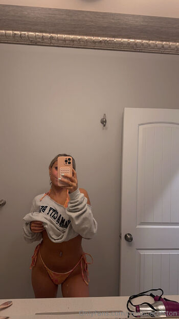 Caroline Colston / carolinecolston nude photo #38