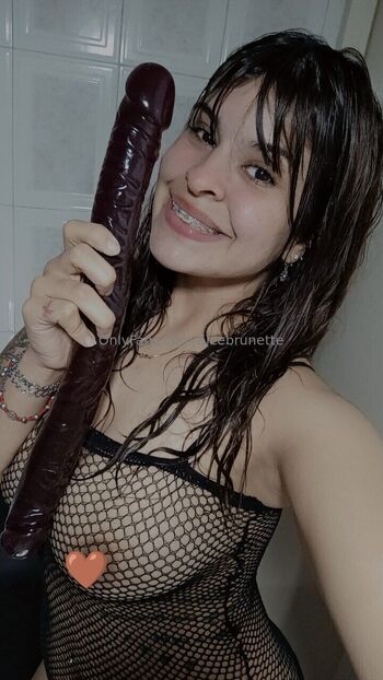 CAROLINE / carolinehoneyy nude photo #18