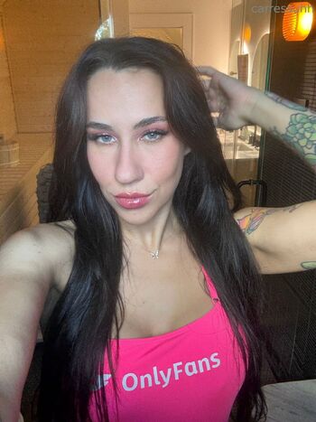 Caress / carressuhh nude photo #19