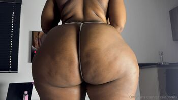 Cassie Bank / cassiebankx nude photo #21