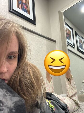 Goddess Cassi / cassierox.insox nude photo #2