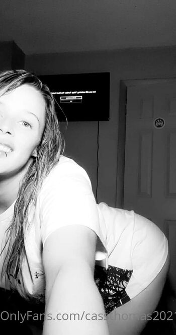 Cassi / cassthomas2021 nude photo #21