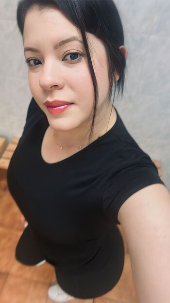 Lets play Im available now / catalinalovesfit nude photo #4