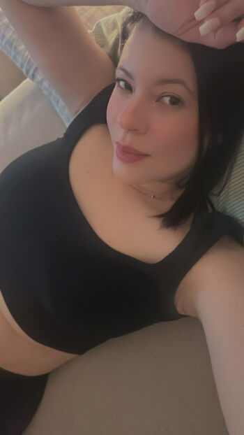 Lets play Im available now / catalinalovesfit nude photo #6