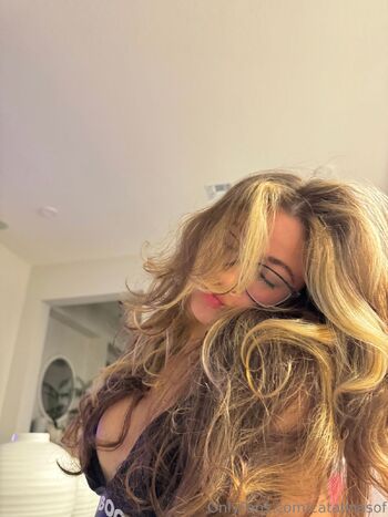 Sofi / catalinasof nude photo #20