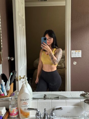 Cat / catcall nude photo #12