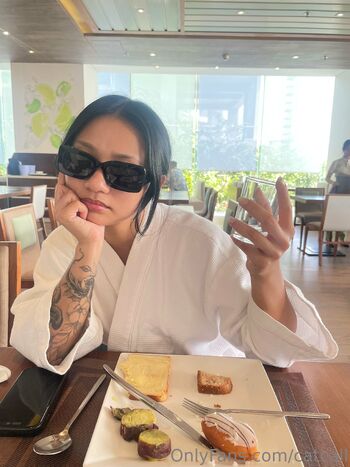 Cat / catcall nude photo #21