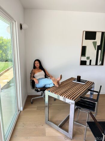 Cat / catcall nude photo #31