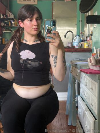 Enchantres / catsncake nude photo #26