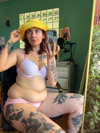 Enchantres / catsncake nude photo #30