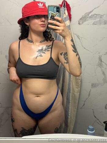 Enchantres / catsncake nude photo #37