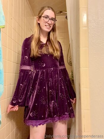 CayleePenderas / cayleependerass nude photo #7