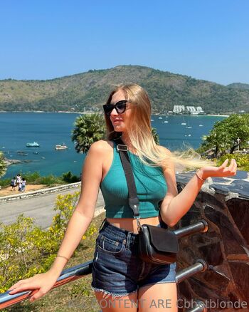 Blond / cbhotblondefree / cuteback7272 / jjennys4 nude photo #6