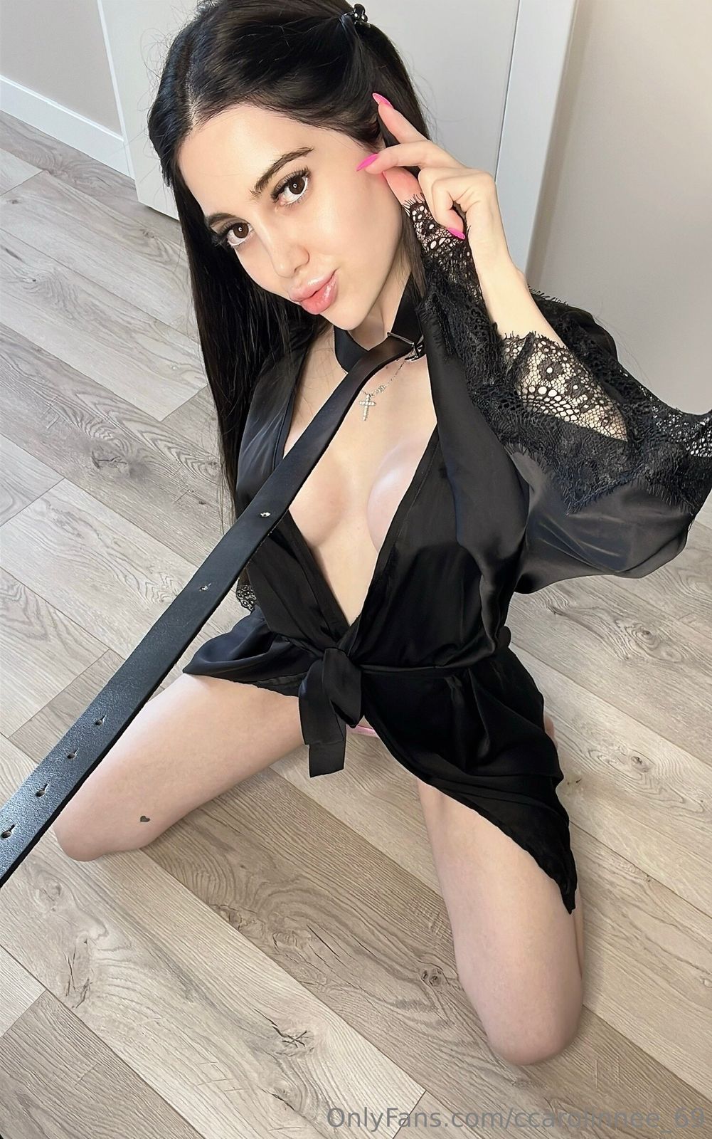 Lil Caroline / ccarolinnee_69 nude photo #1