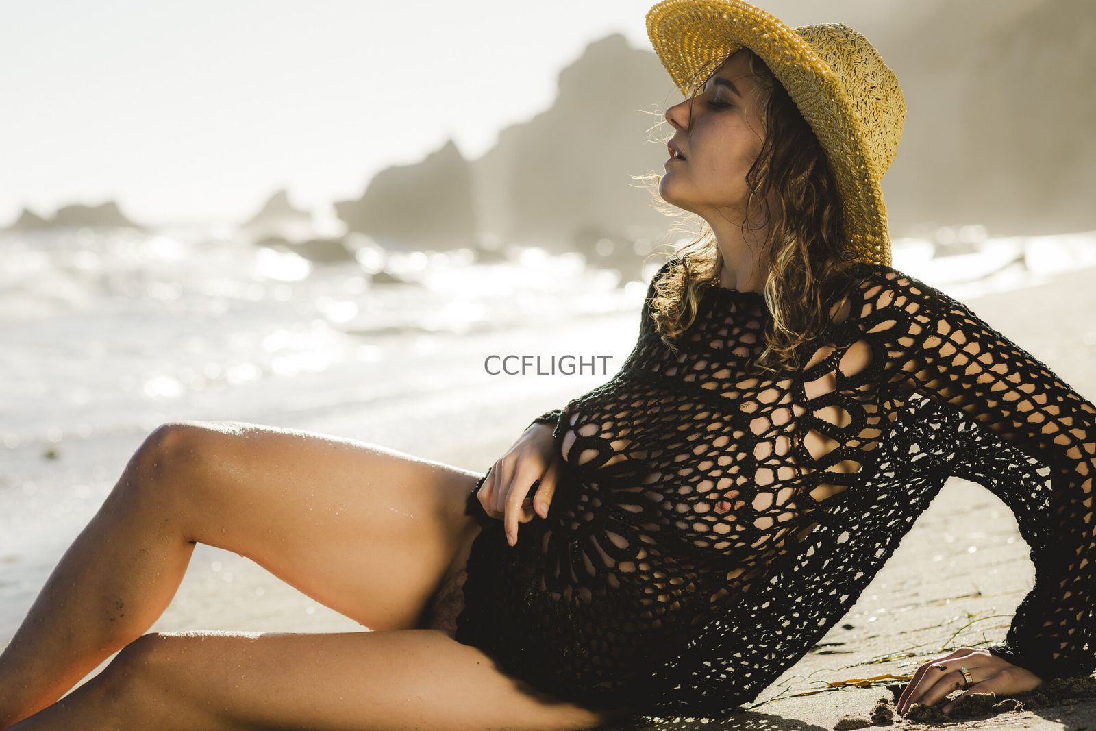 CC / ccflight nude photo #36