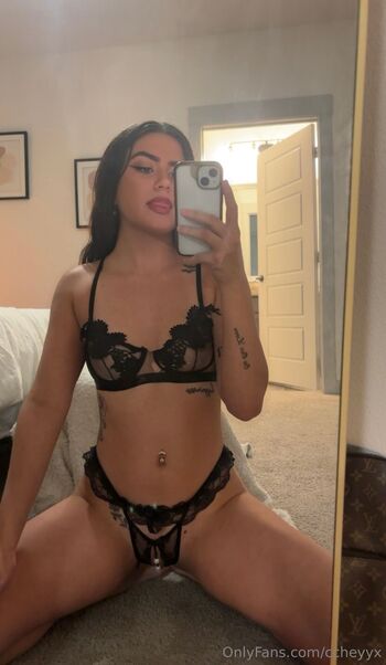 cchey / ccheyyx nude photo #4