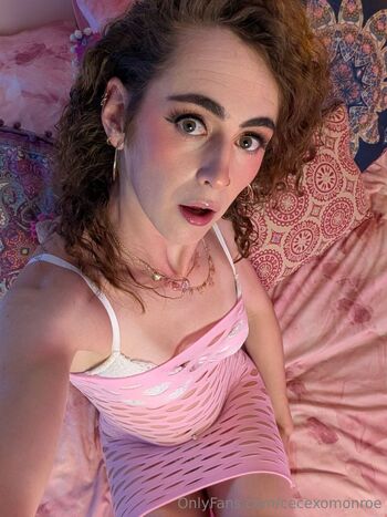 Cece Monro / cecexomonroe nude photo #14