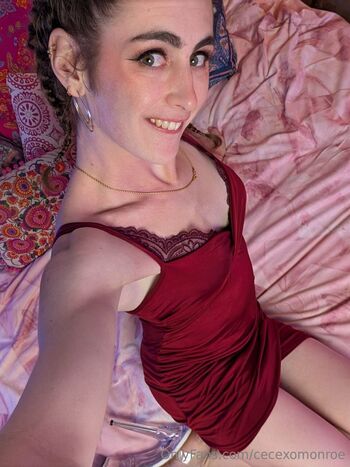 Cece Monro / cecexomonroe nude photo #15